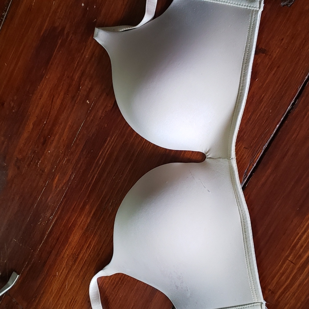 Beige Bra good condition